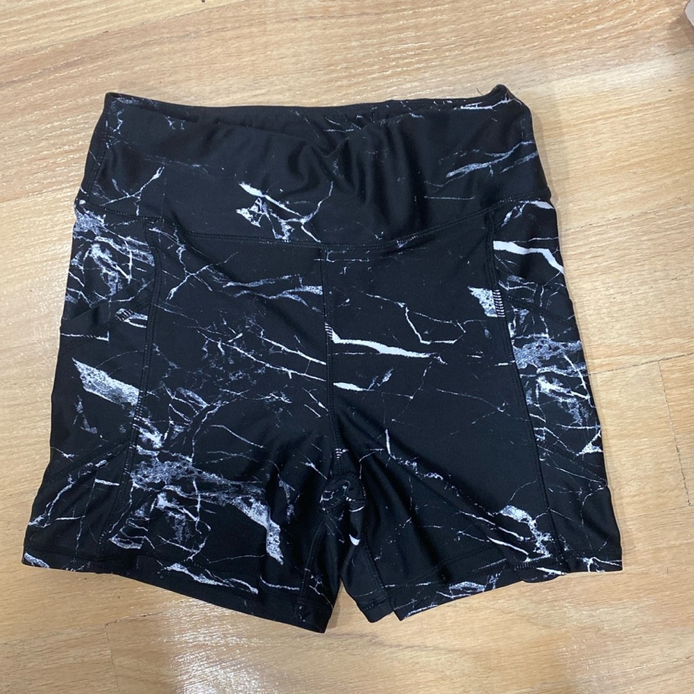 Workout Legging Shorts - Size small